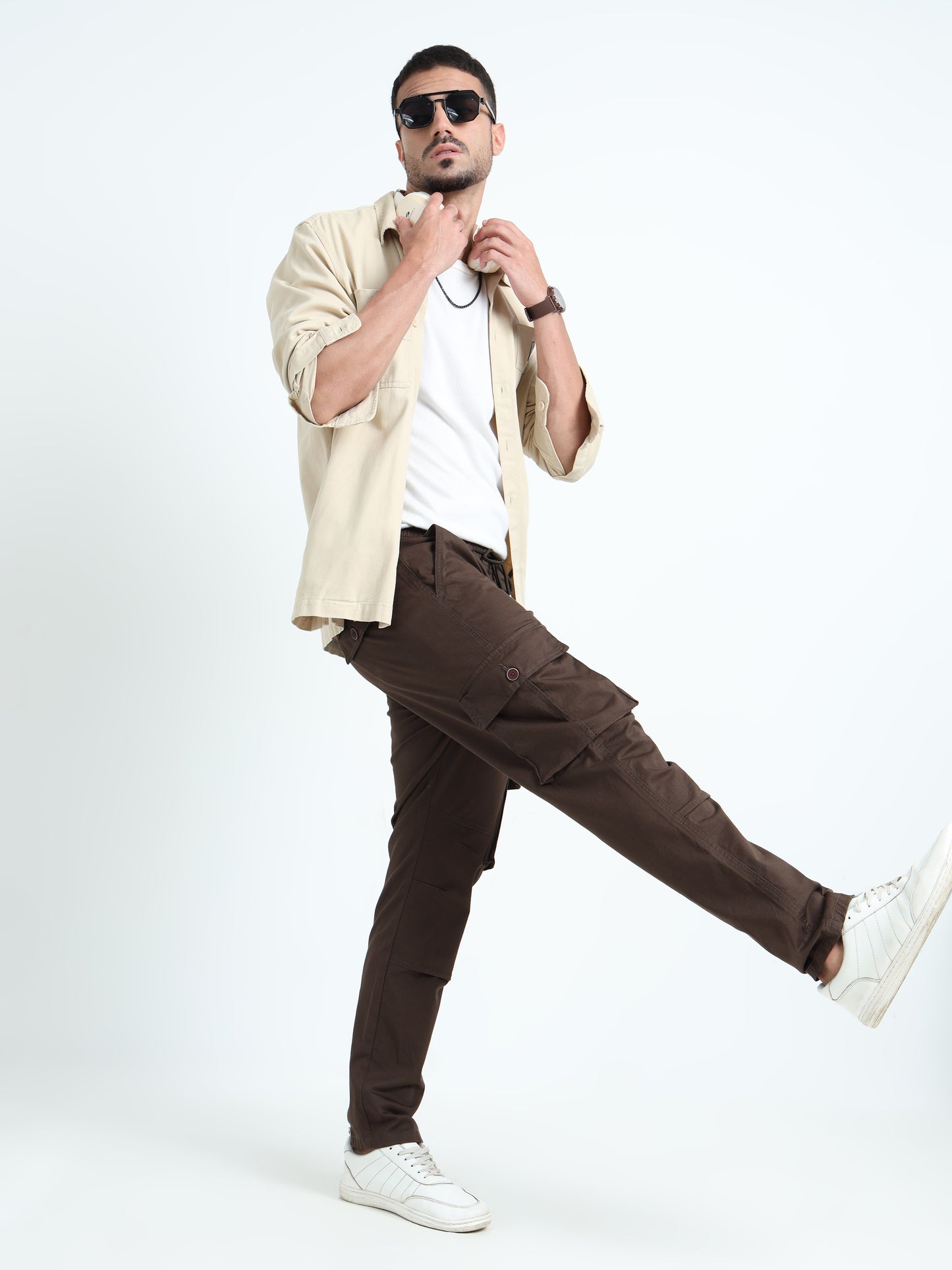 Men Relaxed Fit Cargoes-Brown