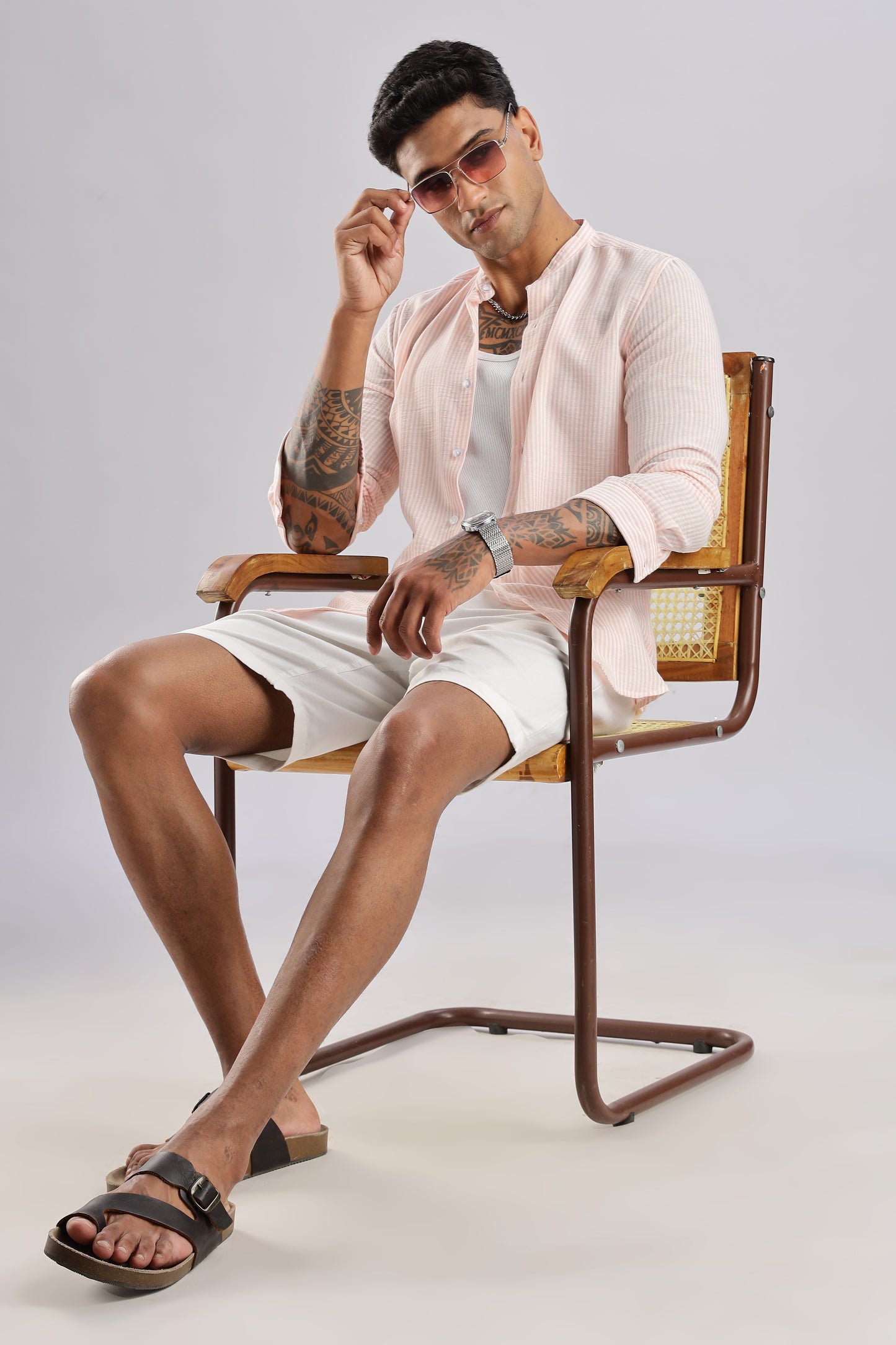 Men Linen Like Lining Mandrine Collar Shirt -Pink