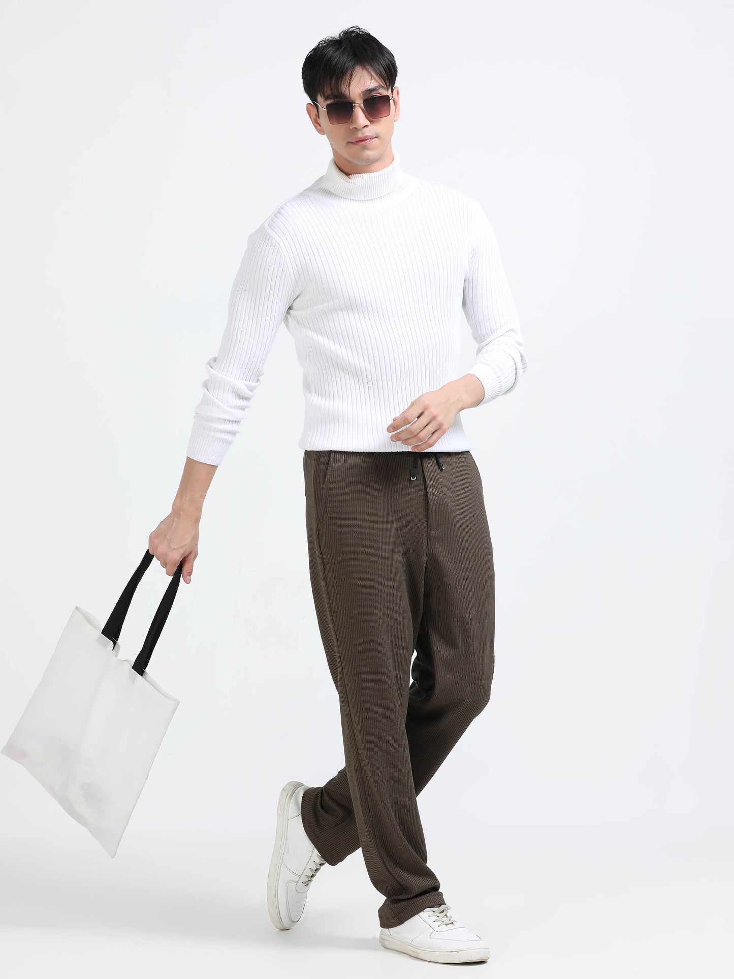 Men Popcorn Traveller Trouser-Olive