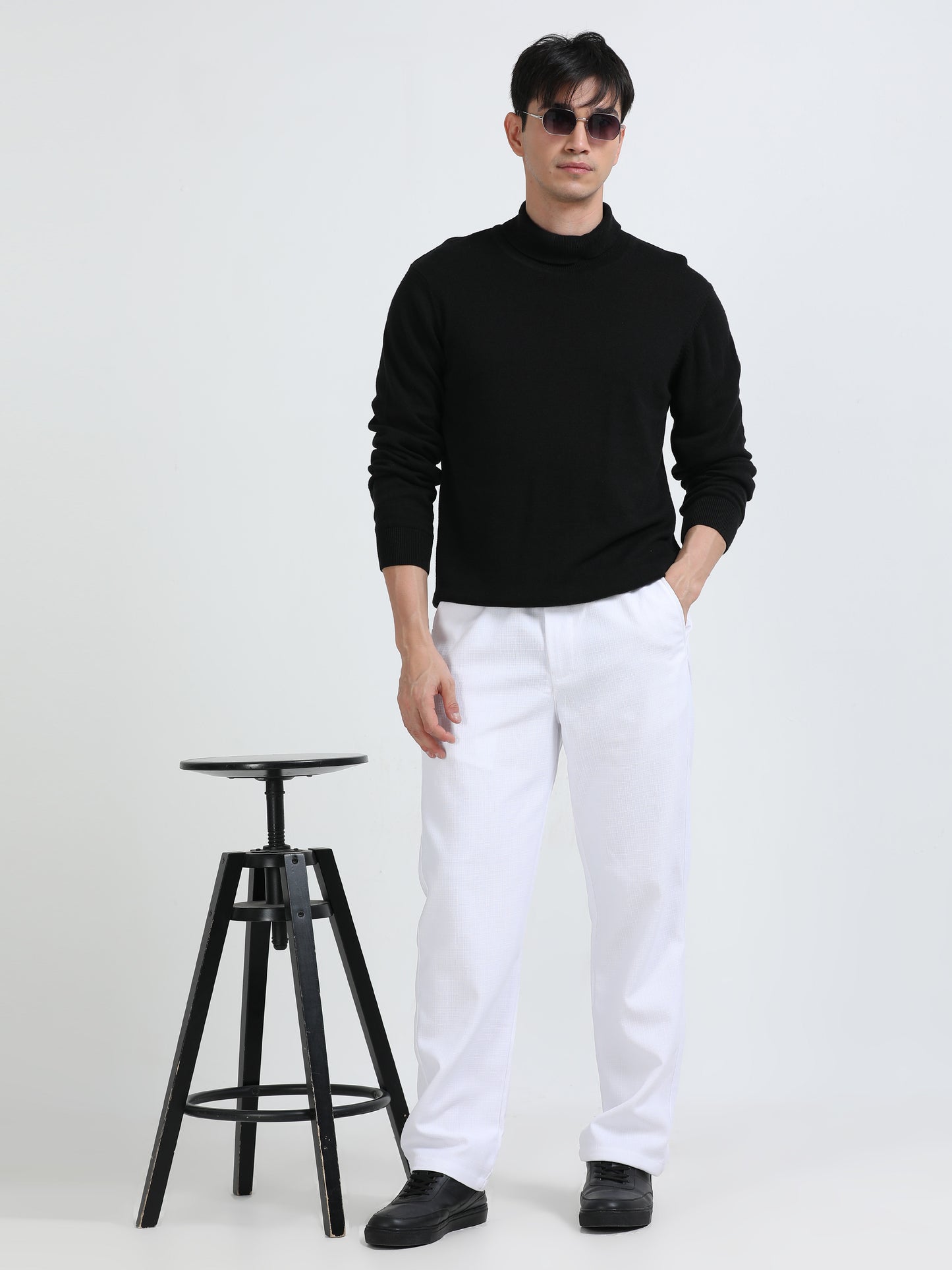 Men’s White Linen Pants