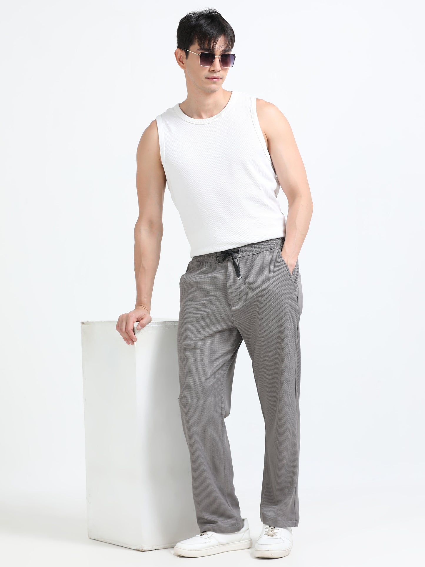 Men Popcorn Traveller Trouser-Grey