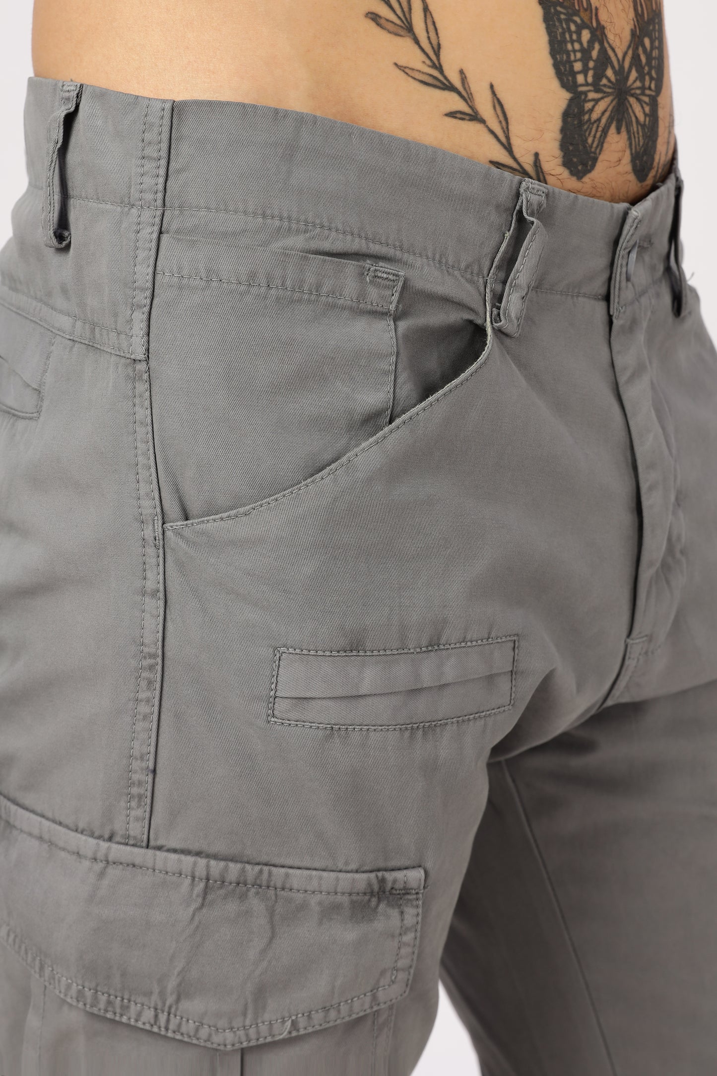 Men Dyed Bulky Cargo-Grey