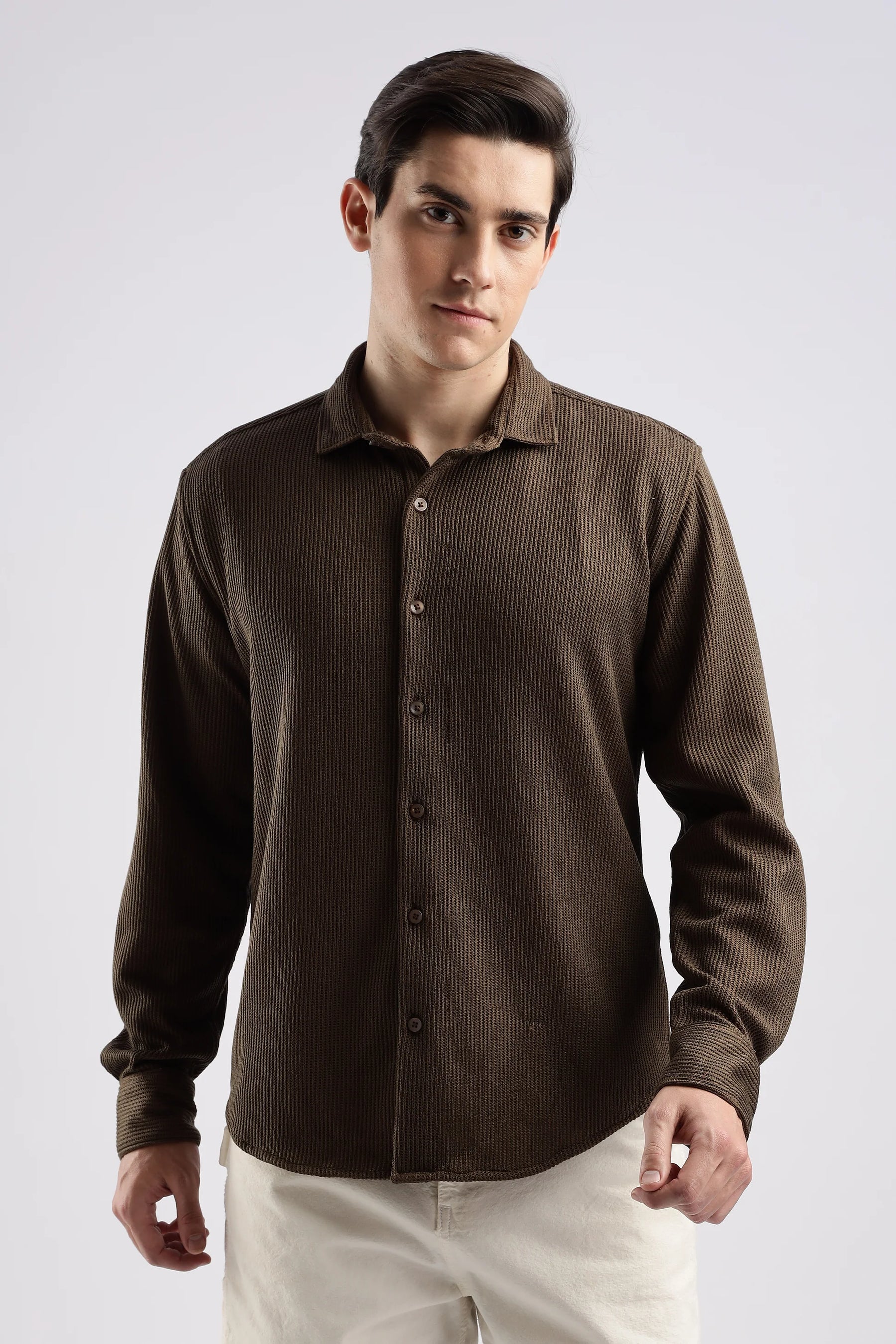 Best Shirt Colors to Match Khaki Pants for Men Best Shirt Colors to Match Khaki Pants for Men