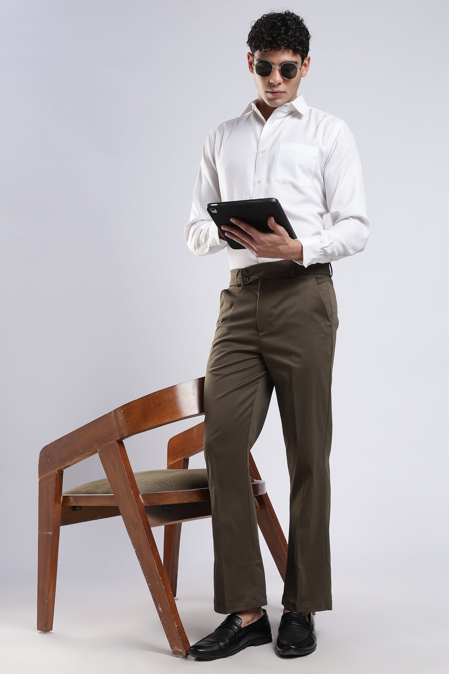 Linen Pleat Traveller – Cream