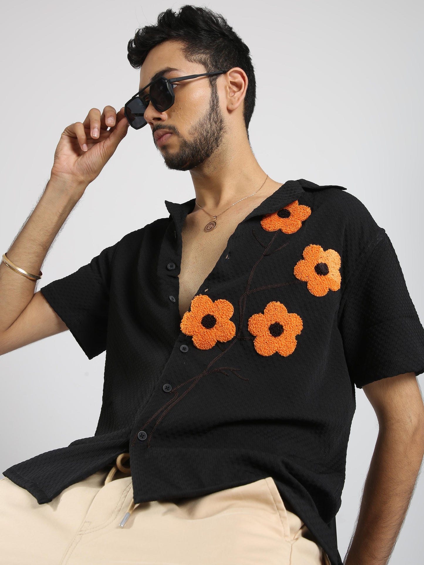 Men Sunflower Baggy Shirt Black
