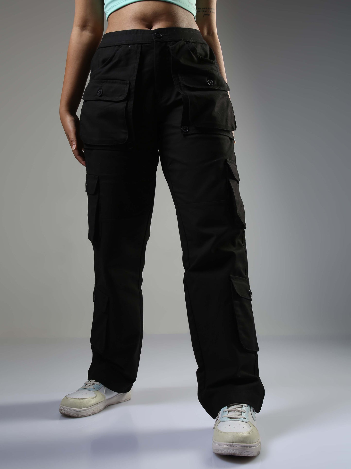 Buy stylish baggy cargo jeans online at great price