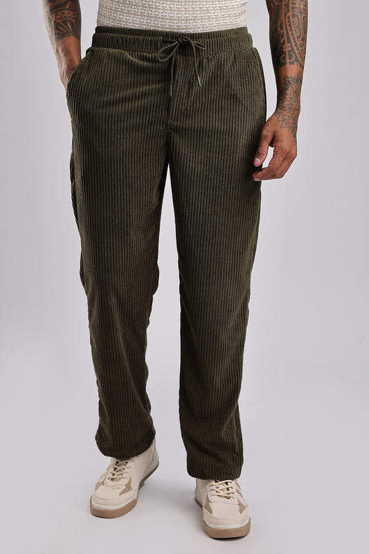 Men Corduroy Relaxed Traveller-Olive